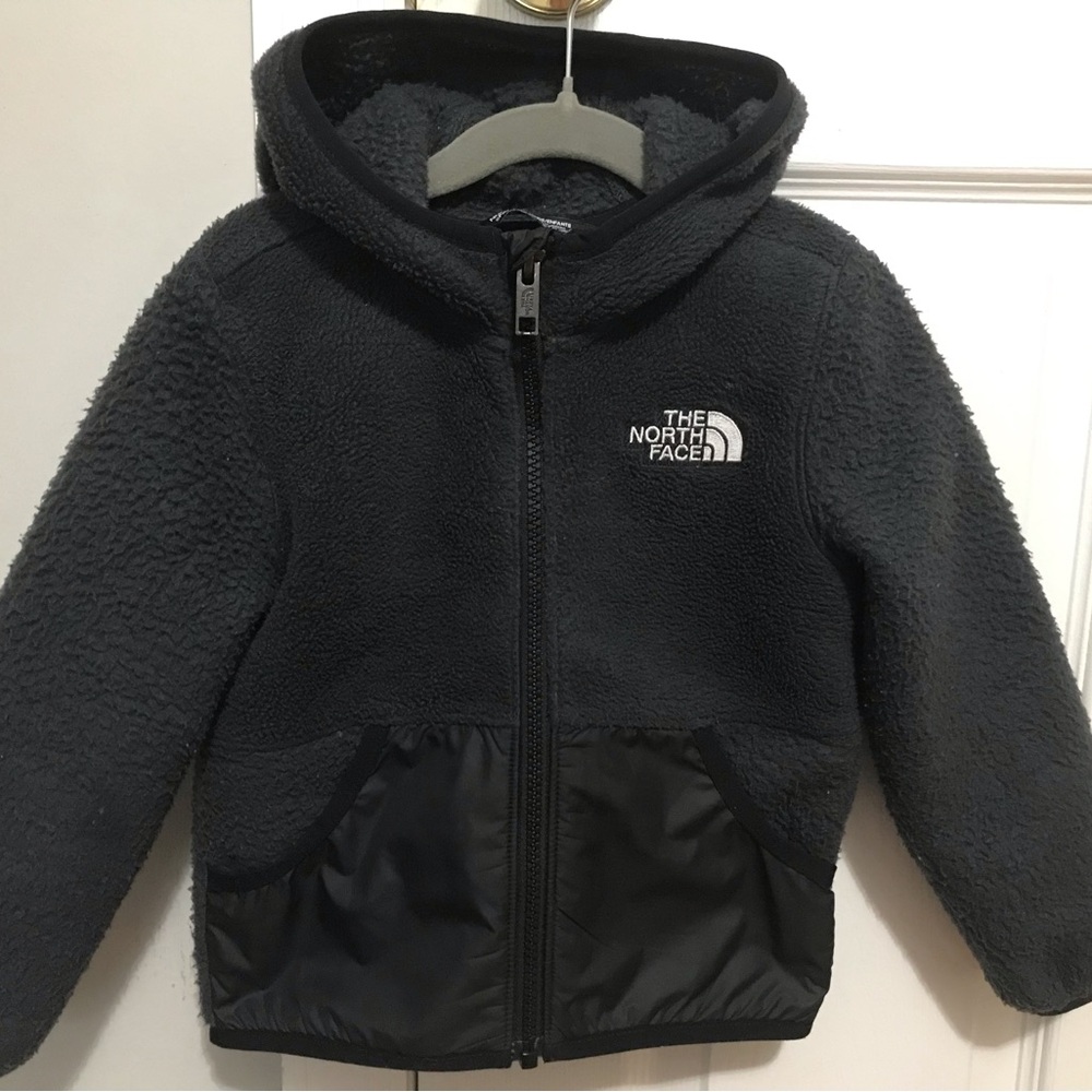 NorthFace Kids Forrest Fleece full zip jacket w/ hood in charcoal grey, size 3T